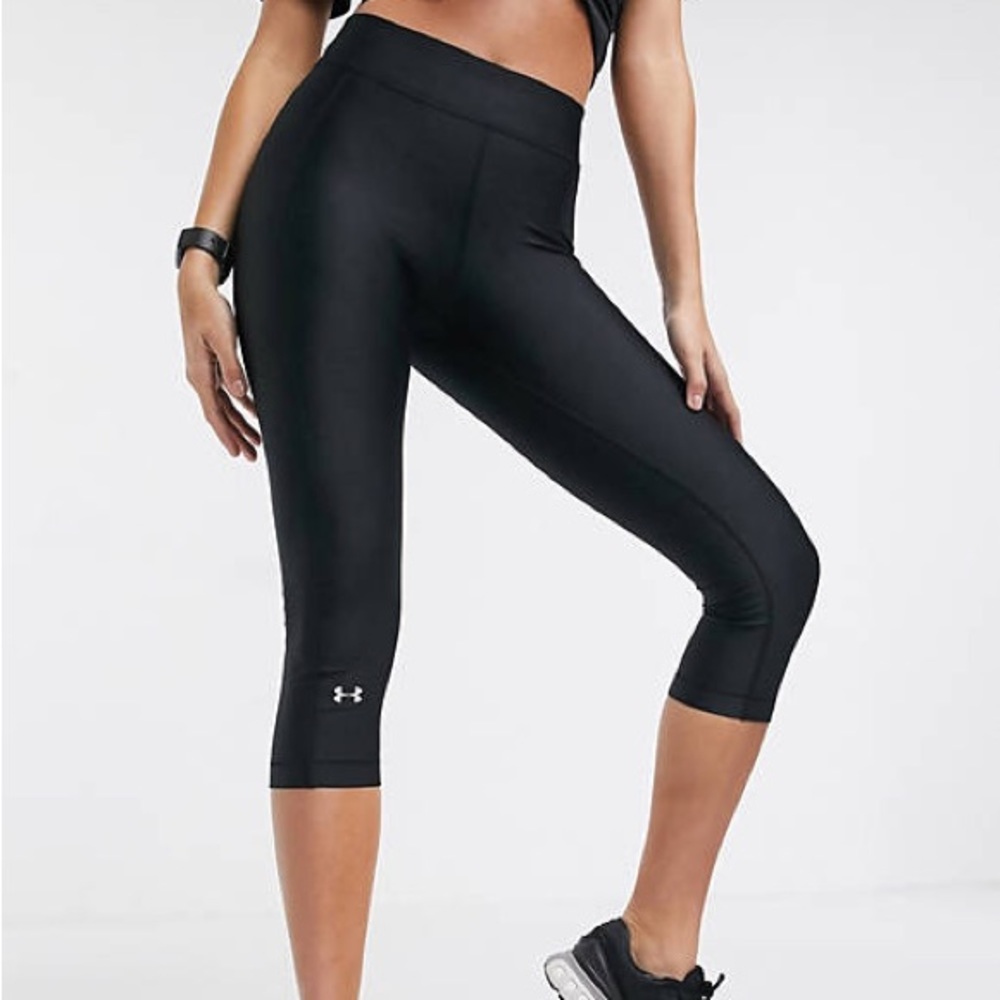 Under Armour Cropped Compression Black Leggings Size XL
